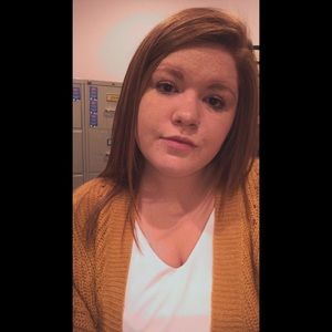 Meet your Posher, Carrie